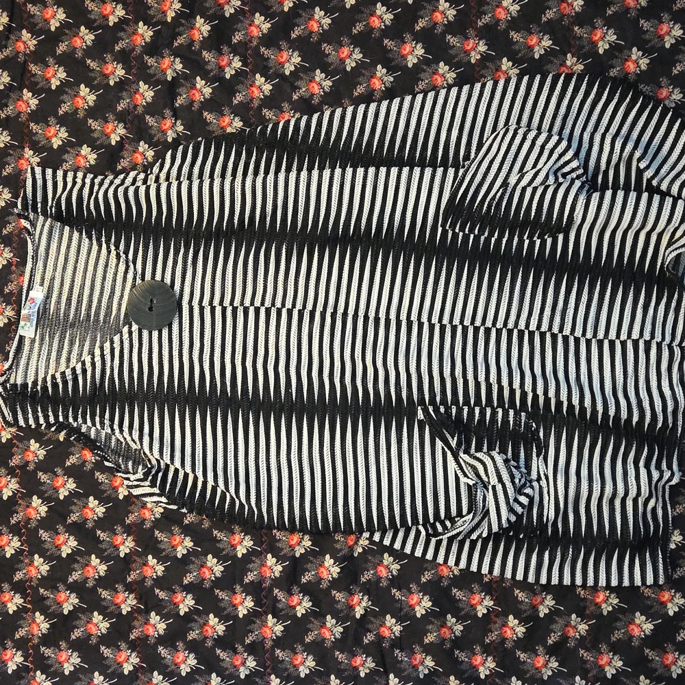 Boutique Patterned Coverup